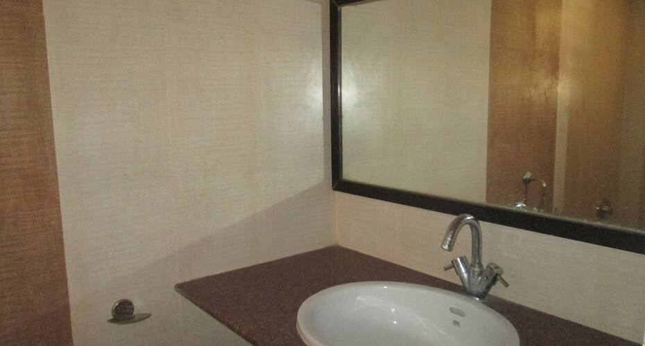 Hotel Ambar Lodging, Ahmednagar 3